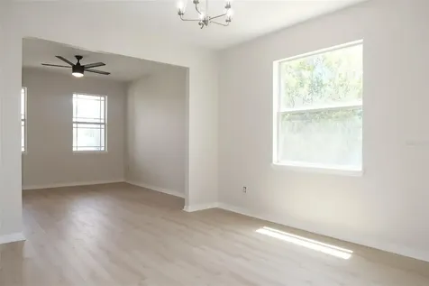 556 19th Street NW Ruskin FL 33570