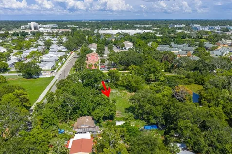 4026 34th Avenue S St Petersburg FL 33711