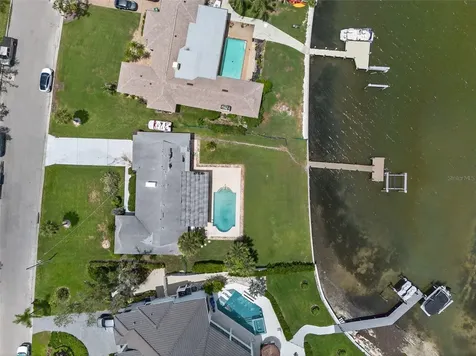 377 S Shore Drive Sarasota FL 34234