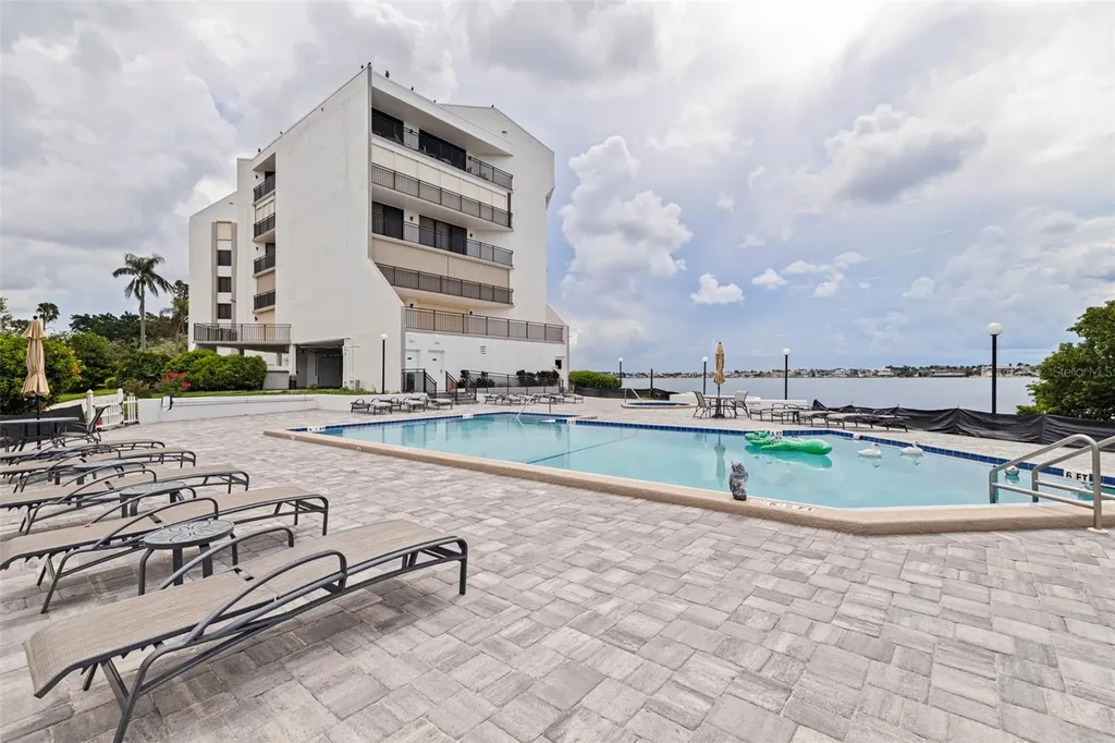 5700 Escondida Boulevard S St Petersburg FL 33715