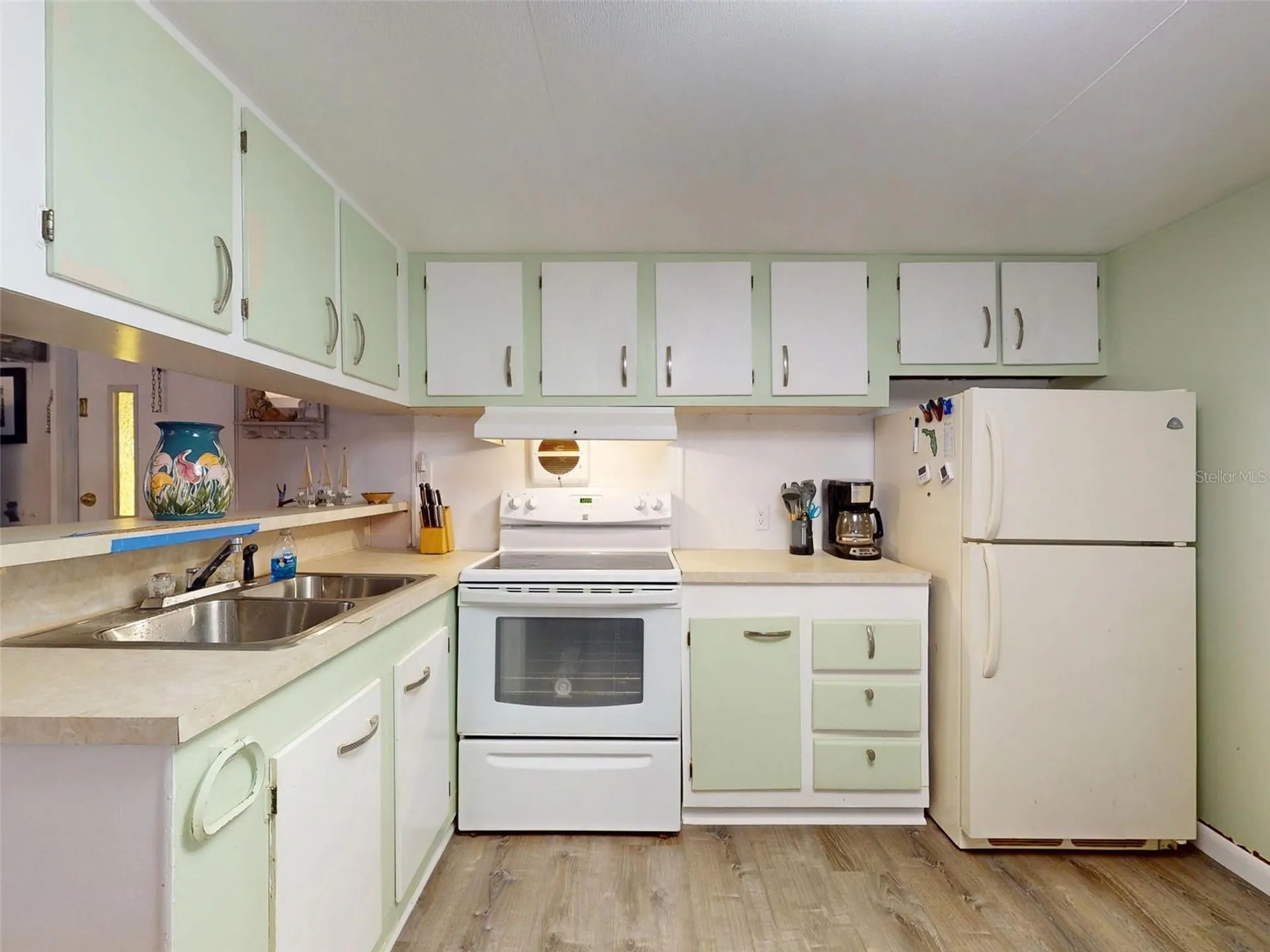 2201 S Ridgewood Avenue Edgewater FL 32141