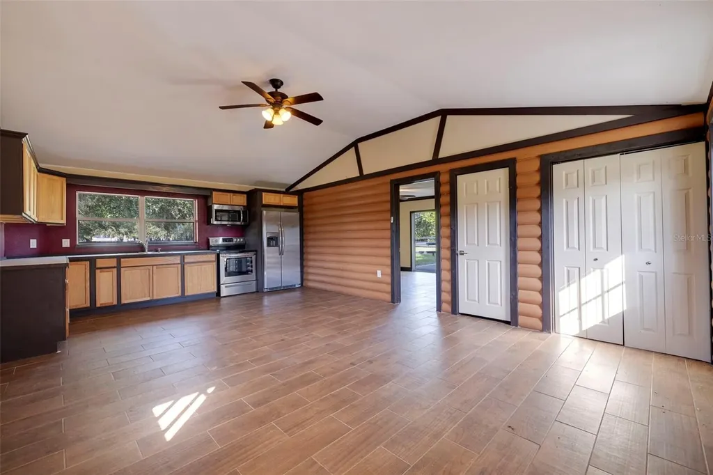 9510 36th Avenue E Palmetto FL 34221