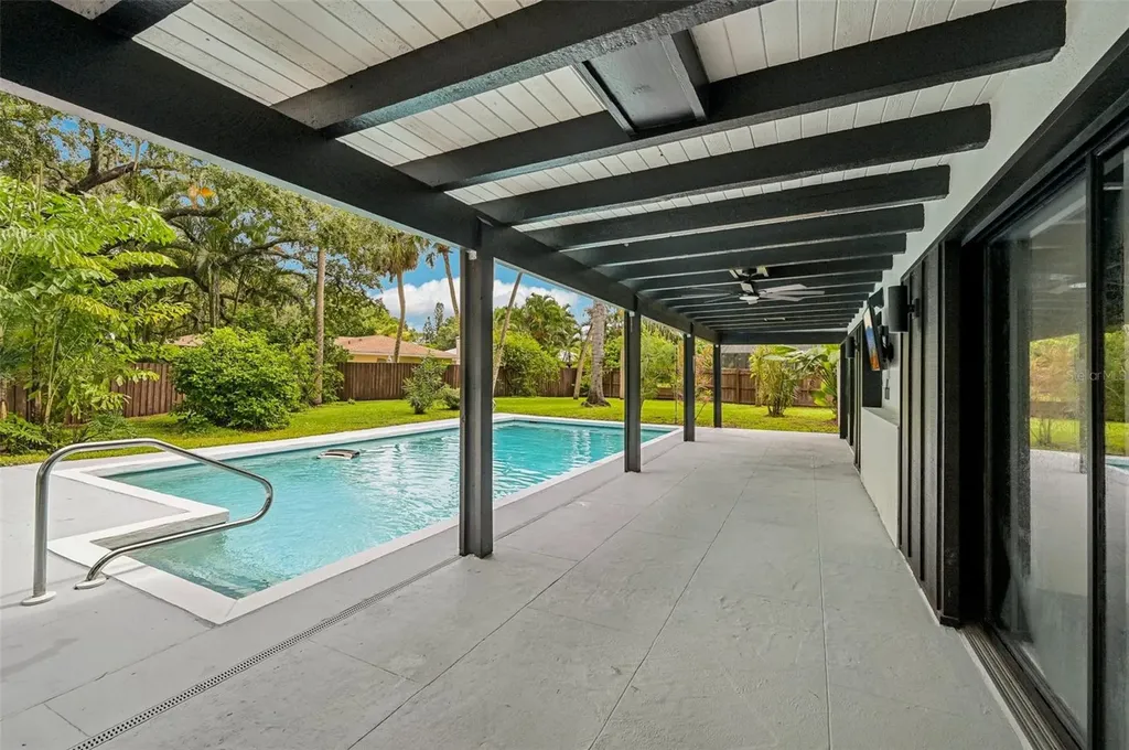4392 Brandywine Drive Sarasota FL 34241
