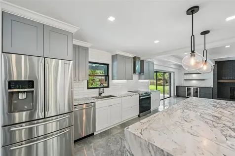 4392 Brandywine Drive Sarasota FL 34241