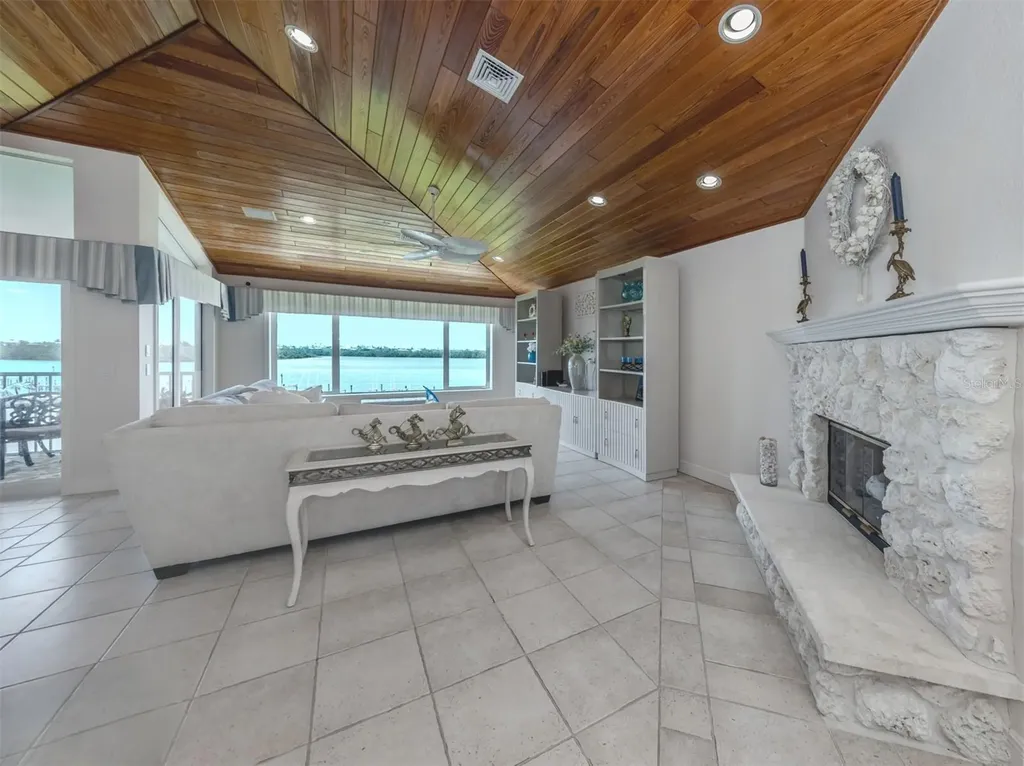 1400 Beach Road Englewood FL 34223