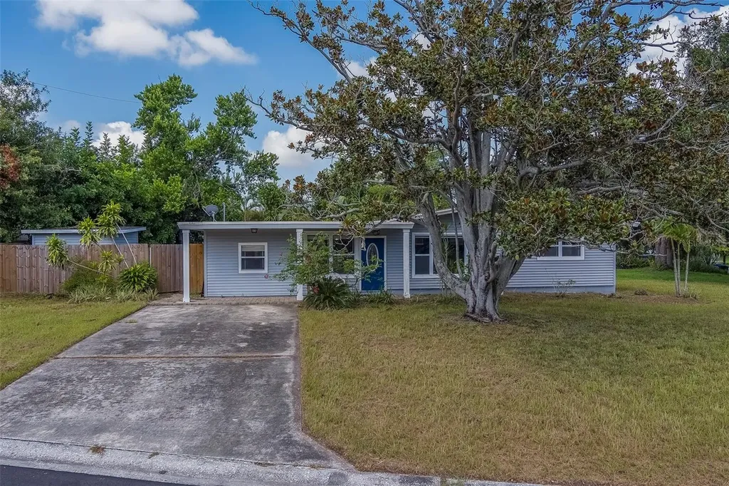 3122 51st Street N St Petersburg FL 33710
