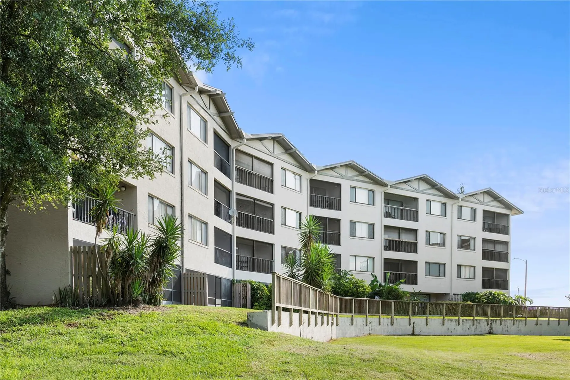 1054 Lotus Cove Court Altamonte Springs FL 32714