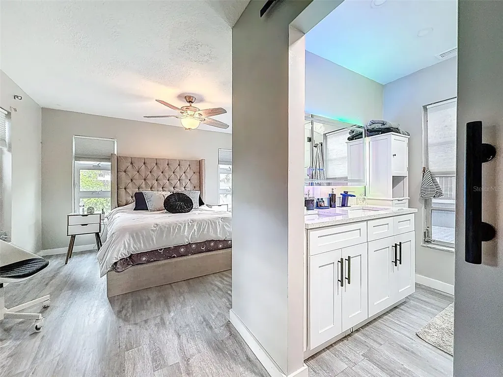 1859 Oklahoma Avenue NE St Petersburg FL 33703