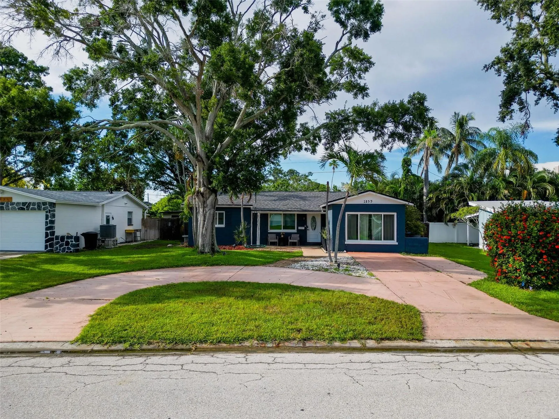 1859 Oklahoma Avenue NE St Petersburg FL 33703