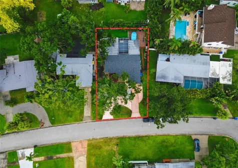 1859 Oklahoma Avenue NE St Petersburg FL 33703