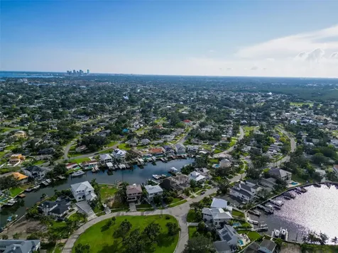 1859 Oklahoma Avenue NE St Petersburg FL 33703