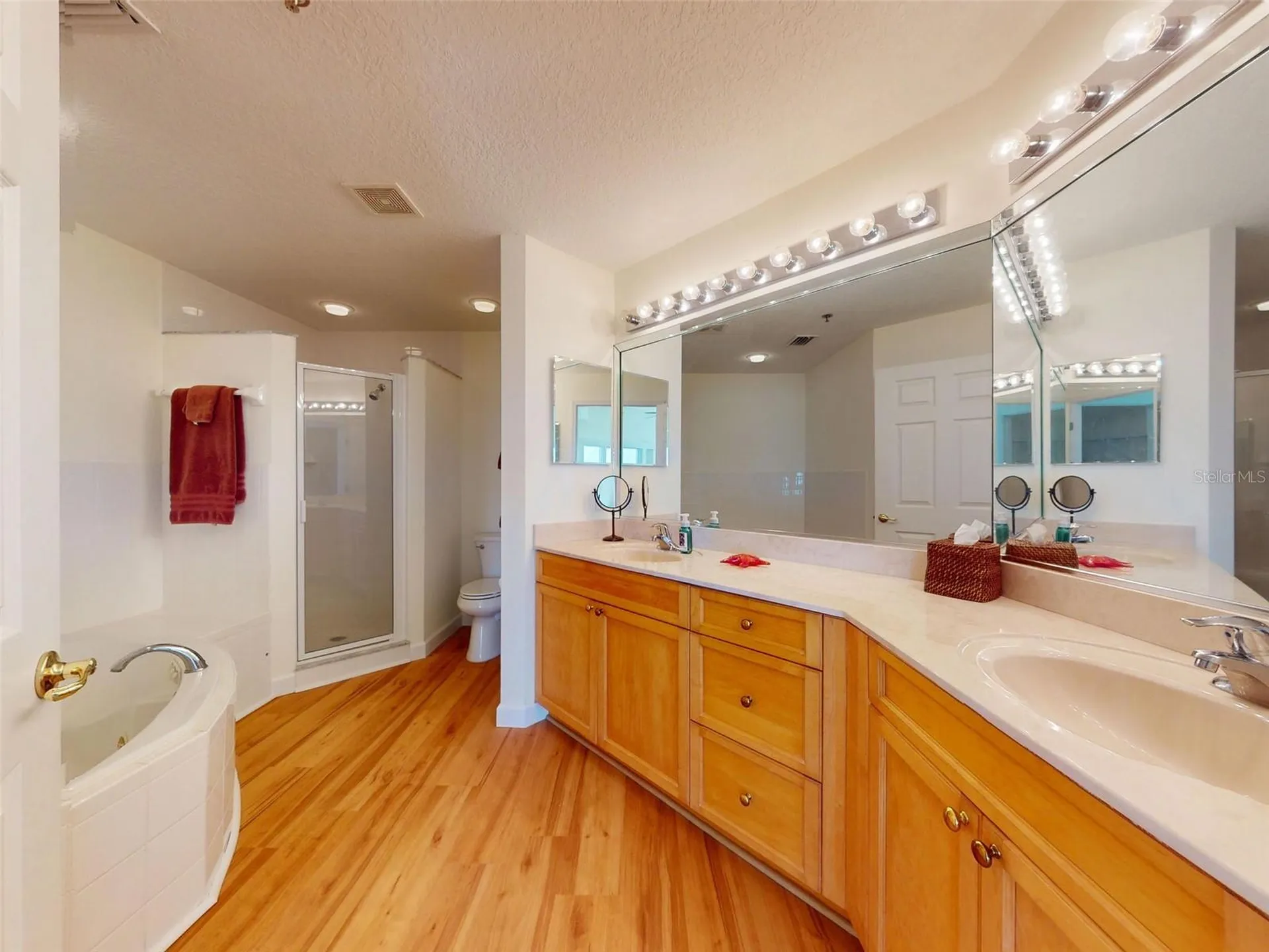 5300 Atlantic New Smyrna Beach FL 32169