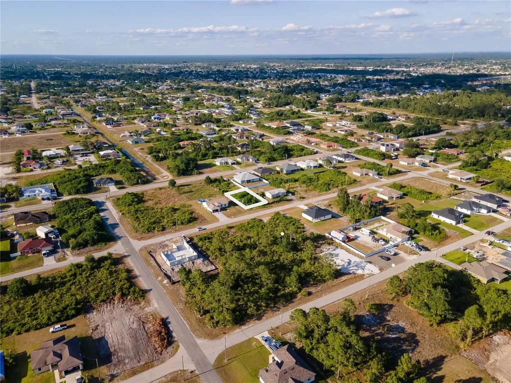 2612 24th Street SW Lehigh Acres FL 33976