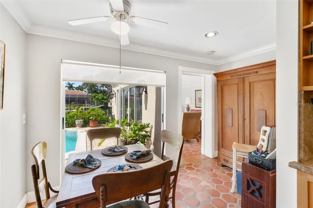 396 Bob White Drive Sarasota FL 34236