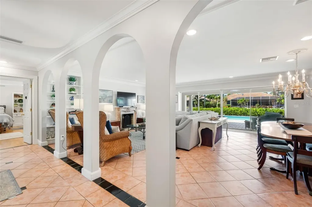 396 Bob White Drive Sarasota FL 34236