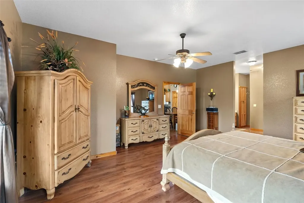 12136 Mcintosh Road Thonotosassa FL 33592