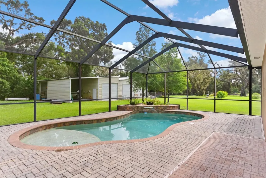 12136 Mcintosh Road Thonotosassa FL 33592