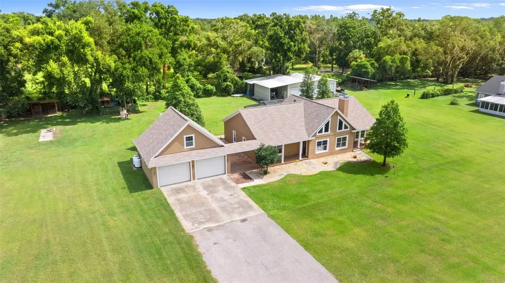 12136 Mcintosh Road Thonotosassa FL 33592
