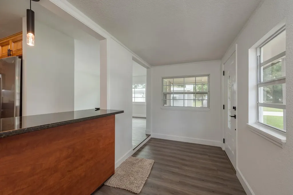 130 Melody Lane Largo FL 33771