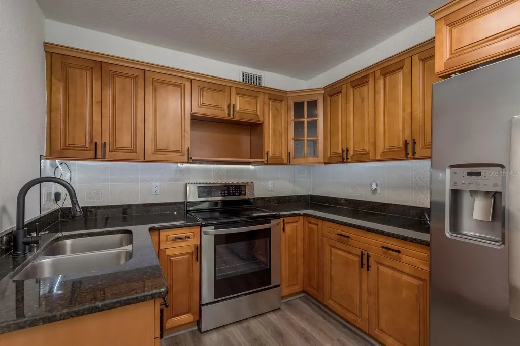 130 Melody Lane Largo FL 33771