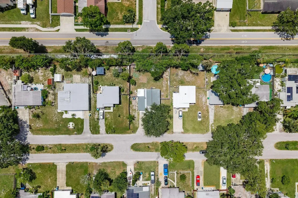 130 Melody Lane Largo FL 33771
