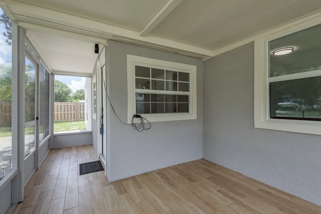 130 Melody Lane Largo FL 33771