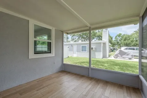 130 Melody Lane Largo FL 33771