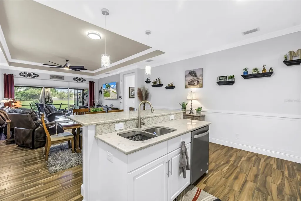 7604 Registrar Way Sarasota FL 34243