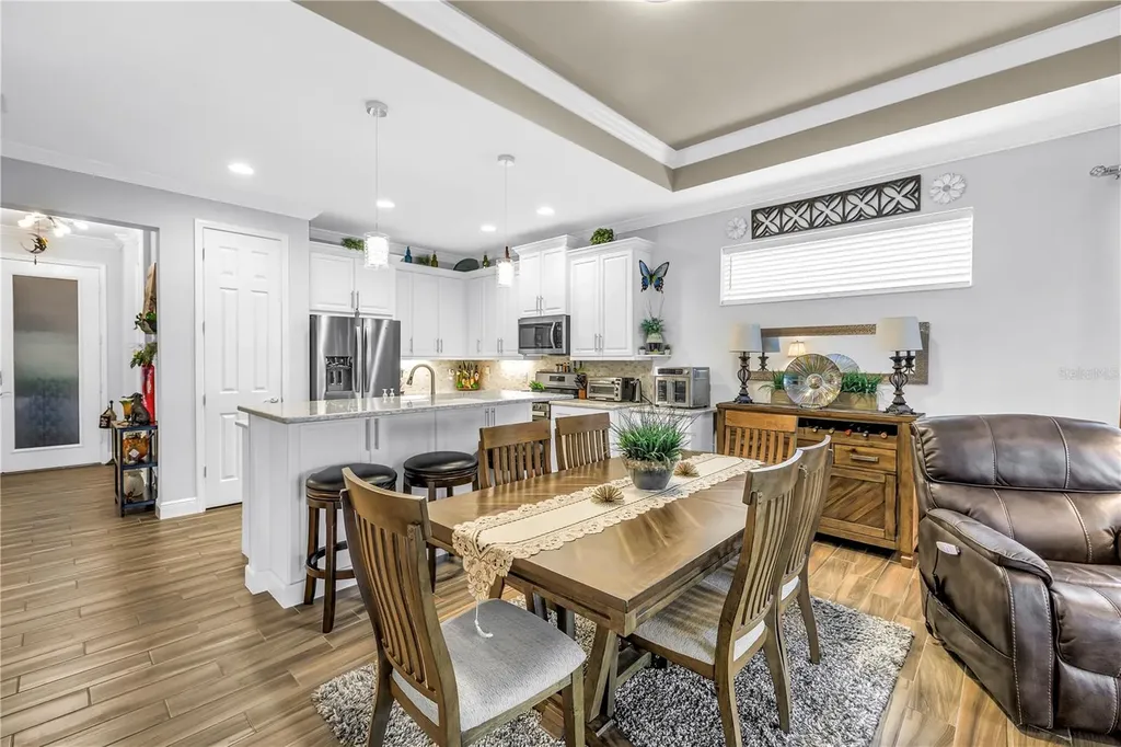 7604 Registrar Way Sarasota FL 34243