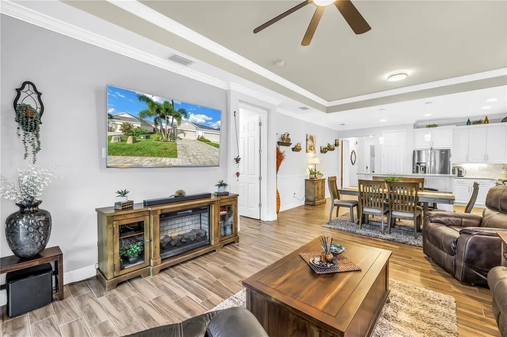 7604 Registrar Way Sarasota FL 34243
