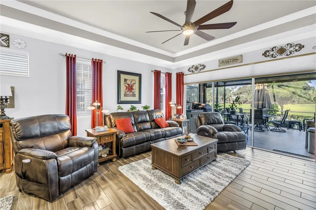 7604 Registrar Way Sarasota FL 34243