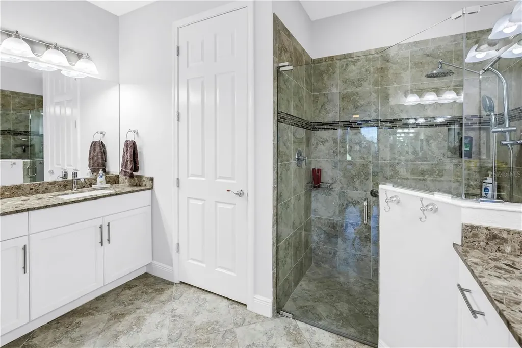 7604 Registrar Way Sarasota FL 34243