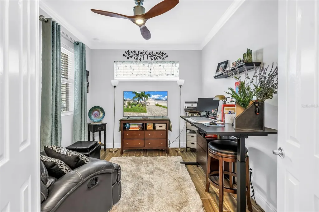 7604 Registrar Way Sarasota FL 34243