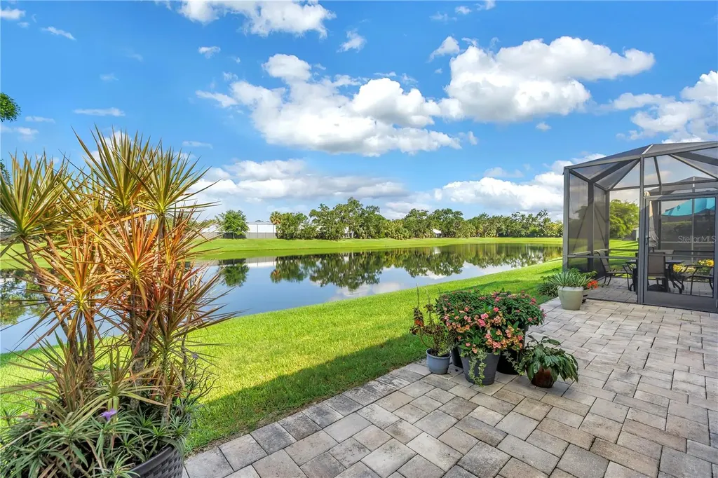 7604 Registrar Way Sarasota FL 34243