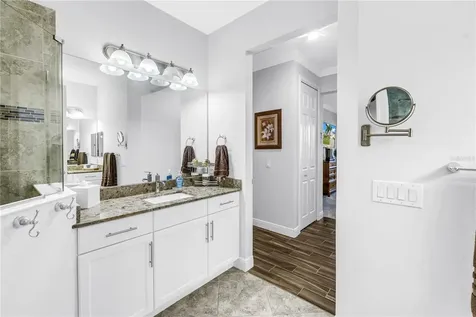 7604 Registrar Way Sarasota FL 34243