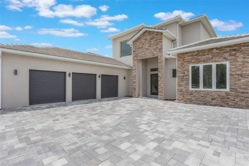 16110 Pendio Drive Bella Collina FL 34756