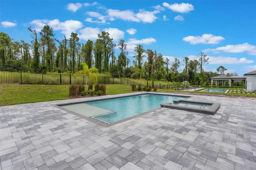 16110 Pendio Drive Bella Collina FL 34756