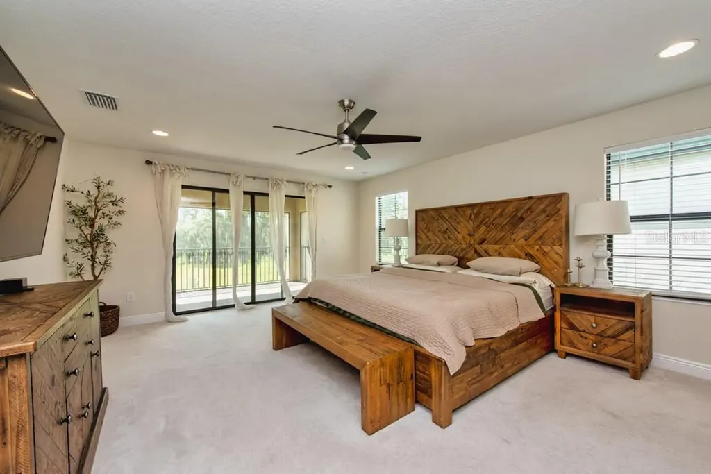 14529 Woodland Spur Drive Lithia FL 33547