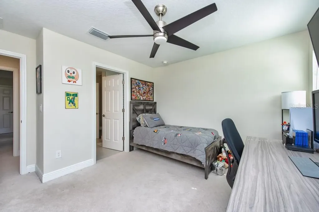 14529 Woodland Spur Drive Lithia FL 33547