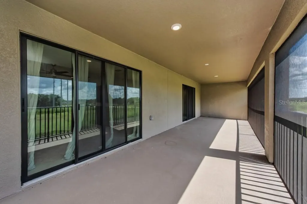 14529 Woodland Spur Drive Lithia FL 33547