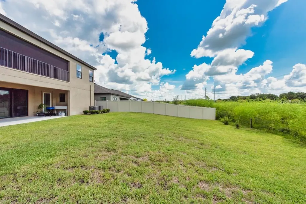 14529 Woodland Spur Drive Lithia FL 33547