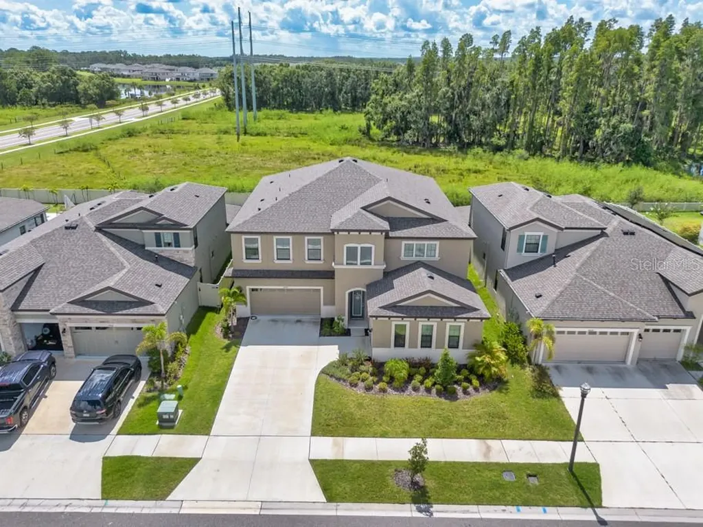 14529 Woodland Spur Drive Lithia FL 33547