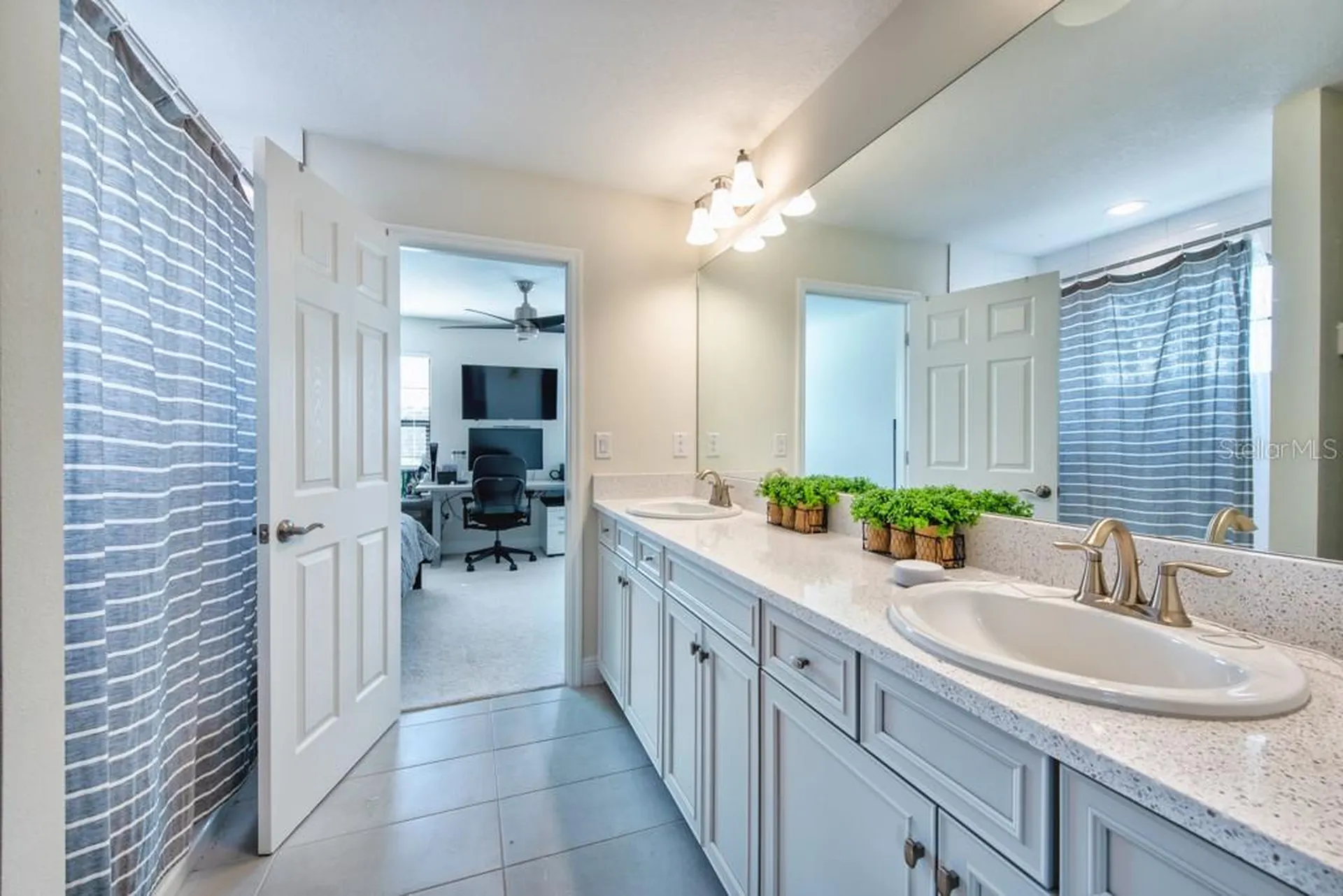 14529 Woodland Spur Drive Lithia FL 33547