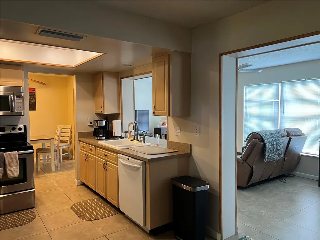 4370 94th Terrace N Pinellas Park FL 33782