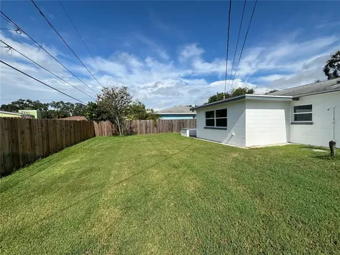 9950 52nd Terrace N St Petersburg FL 33708