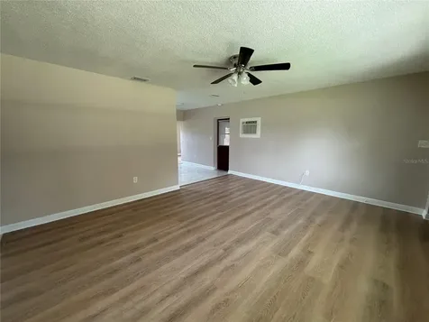 9950 52nd Terrace N St Petersburg FL 33708