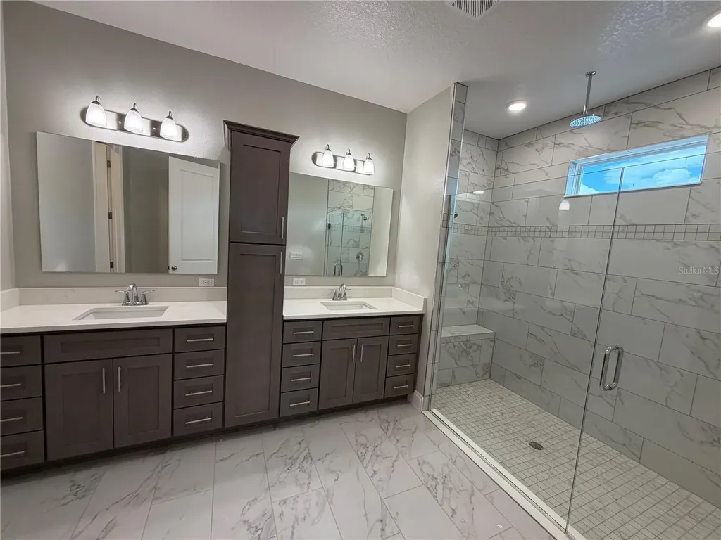 12975 Stillwater Cove Drive Astatula FL 34705
