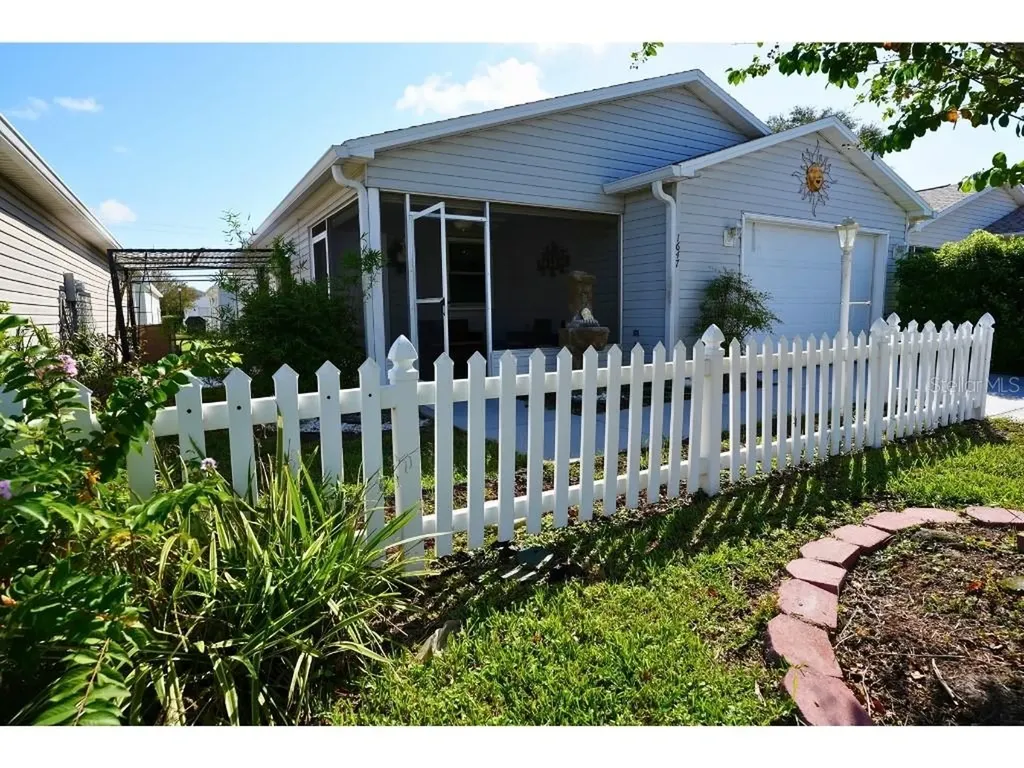 1647 Duran Drive The Villages FL 32162