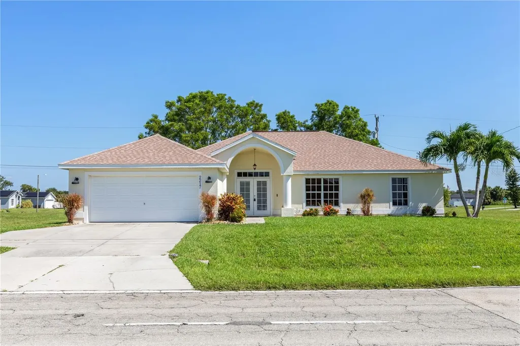 2217 Kismet Parkway E Cape Coral FL 33909