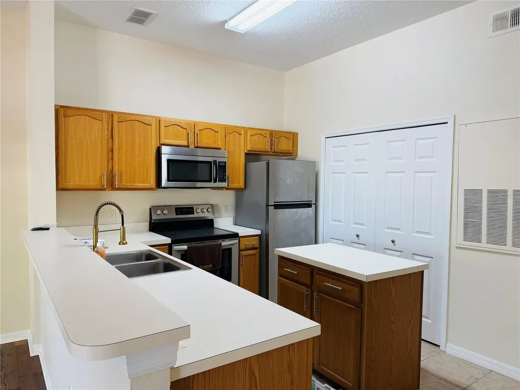 970 N Spring Garden Avenue Deland FL 32720